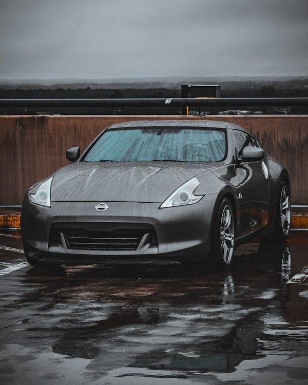 How to Effectively Use a Performance Data Logger in a Track-Ready Nissan 370Z?